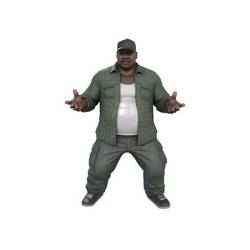 Big Guy – Friendly Casual Figure in Plaid Shirt & Cargo Pants