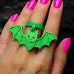 Halloween Bat Ring - Adjustable 3D Print Jewelry with Moving Bat | Spooky DIY Accessory Bat Ring - Movable Element, Adjustable Size | 3D Printable Model