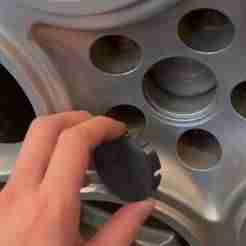 Alfa Romeo 147 GTA wheel center cap (flat top) refined v2