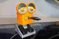 ROBOT IPHONE/ANDROID PHONE CABLE HOLDER