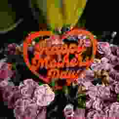 Mother's Day Heart Decoration – "Happy Mother's Day"