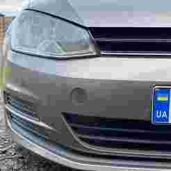Volkswagen Golf 7 front bumper tow cover